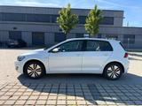 Volkswagen Golf e-Golf - mit Elektro-Antrieb: Weiß