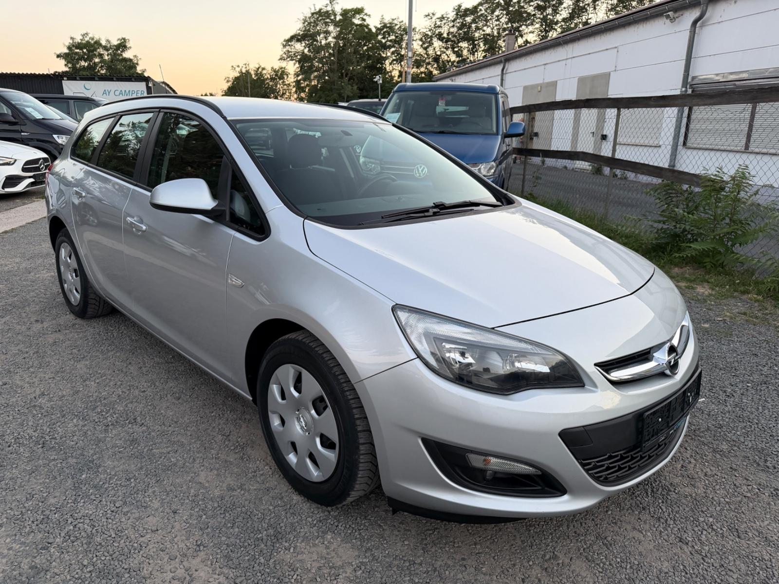 Opel Astra J Sports Tourer Selection/Automatik/Klima