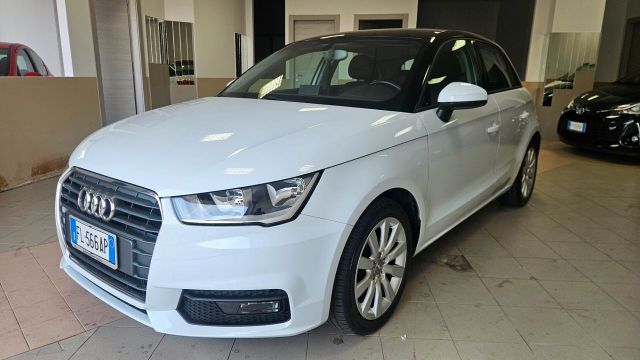 AUDI Audi A1 1.0 TFSI ultra Admired