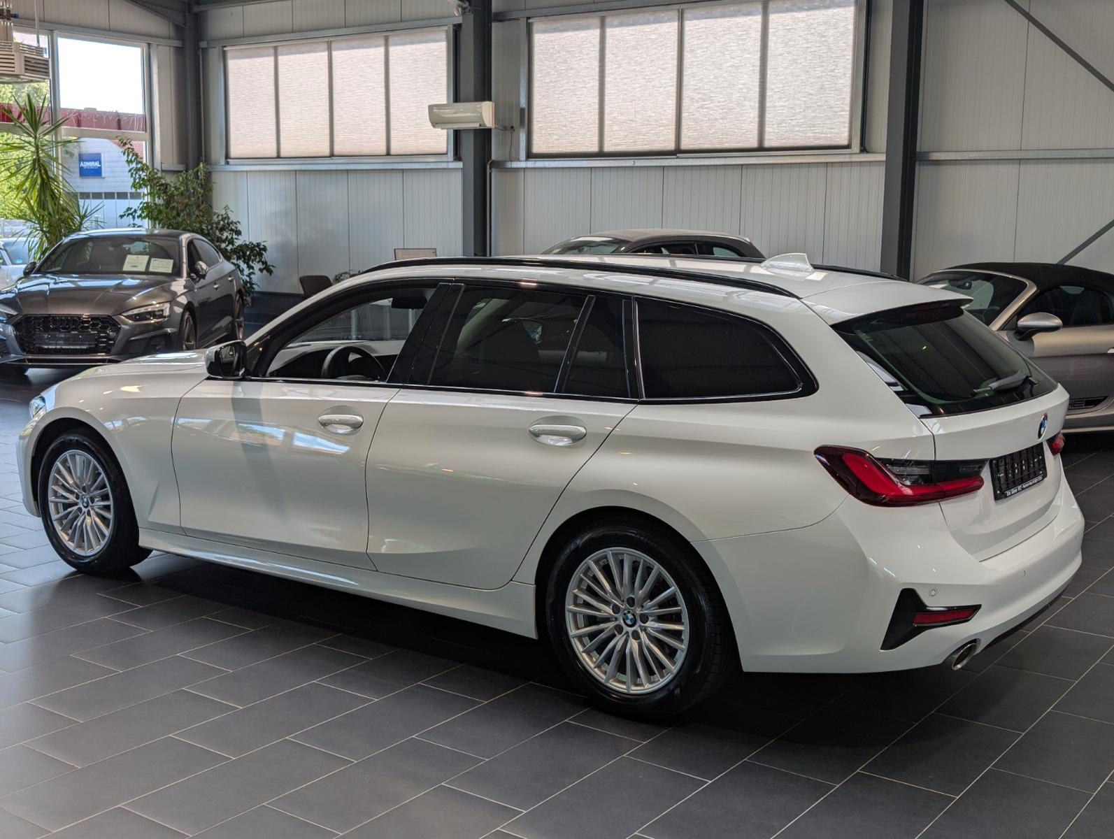 BMW 3 Series i Touring Aut. Sport Line, миниатюра 2