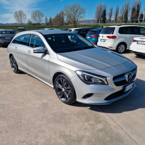 MERCEDES-BENZ Mercedes-benz CLA 200 d S.W. Automatic Premium