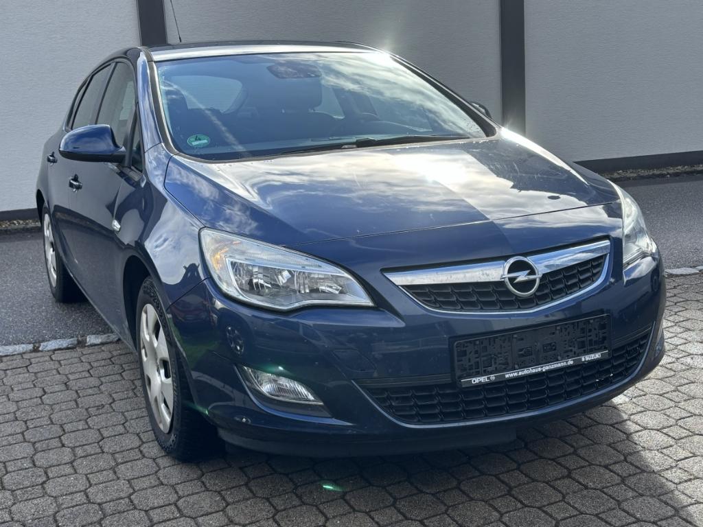 Opel Astra J 1.6 Edition nur Export / Wiederverkäufer