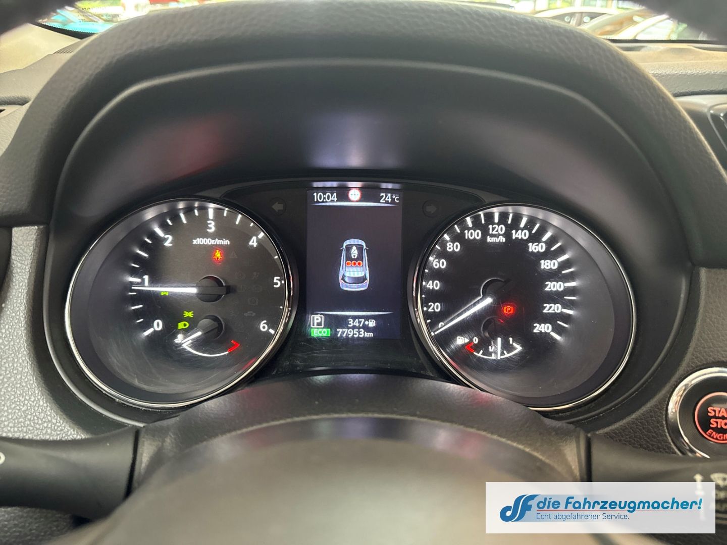 Fahrzeugabbildung Nissan X-Trail Tekna 4x4 2.0 dCi Panorama Navi Soundsys