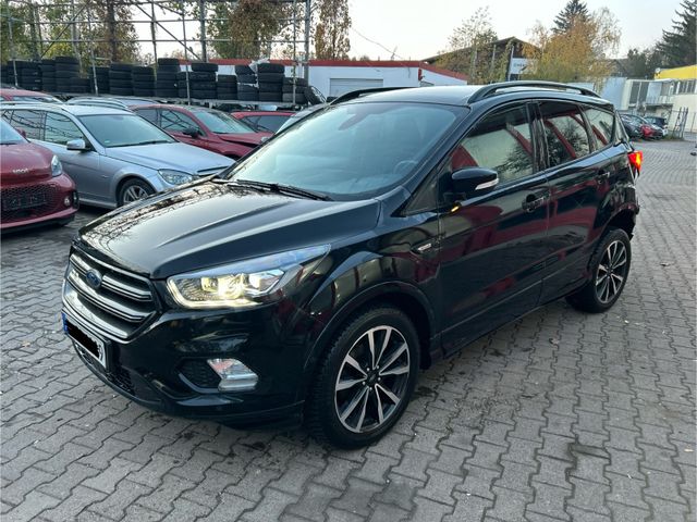 Ford Kuga 1,5 EcoBoost 110kW ST-Line NAVI KAM