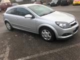 Opel Astra GTC 1.6 Ecotec 85kW Easytronic - Opel Astra: Easytronic