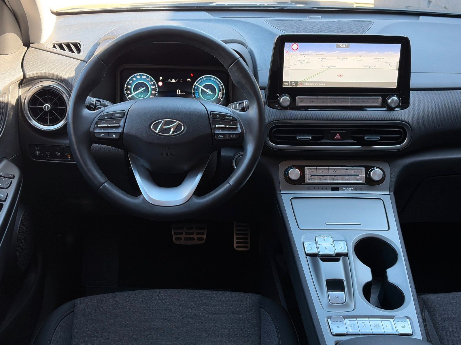 Fahrzeugabbildung Hyundai KONA E Edition 30+ Wärmepumpe ACC Krell CarPlay