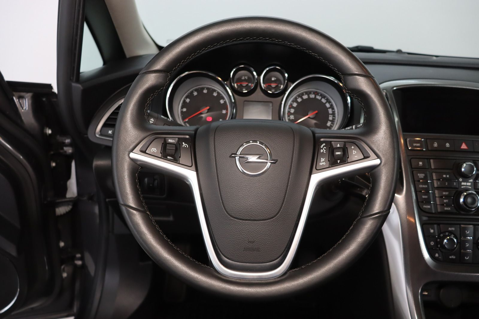 Fahrzeugabbildung Opel Astra J 1.6 Turbo Innovation * 1. Hd. * wenig Km