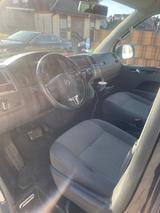 Volkswagen T5 Caravelle - Volkswagen T5: Firmenfahrzeug