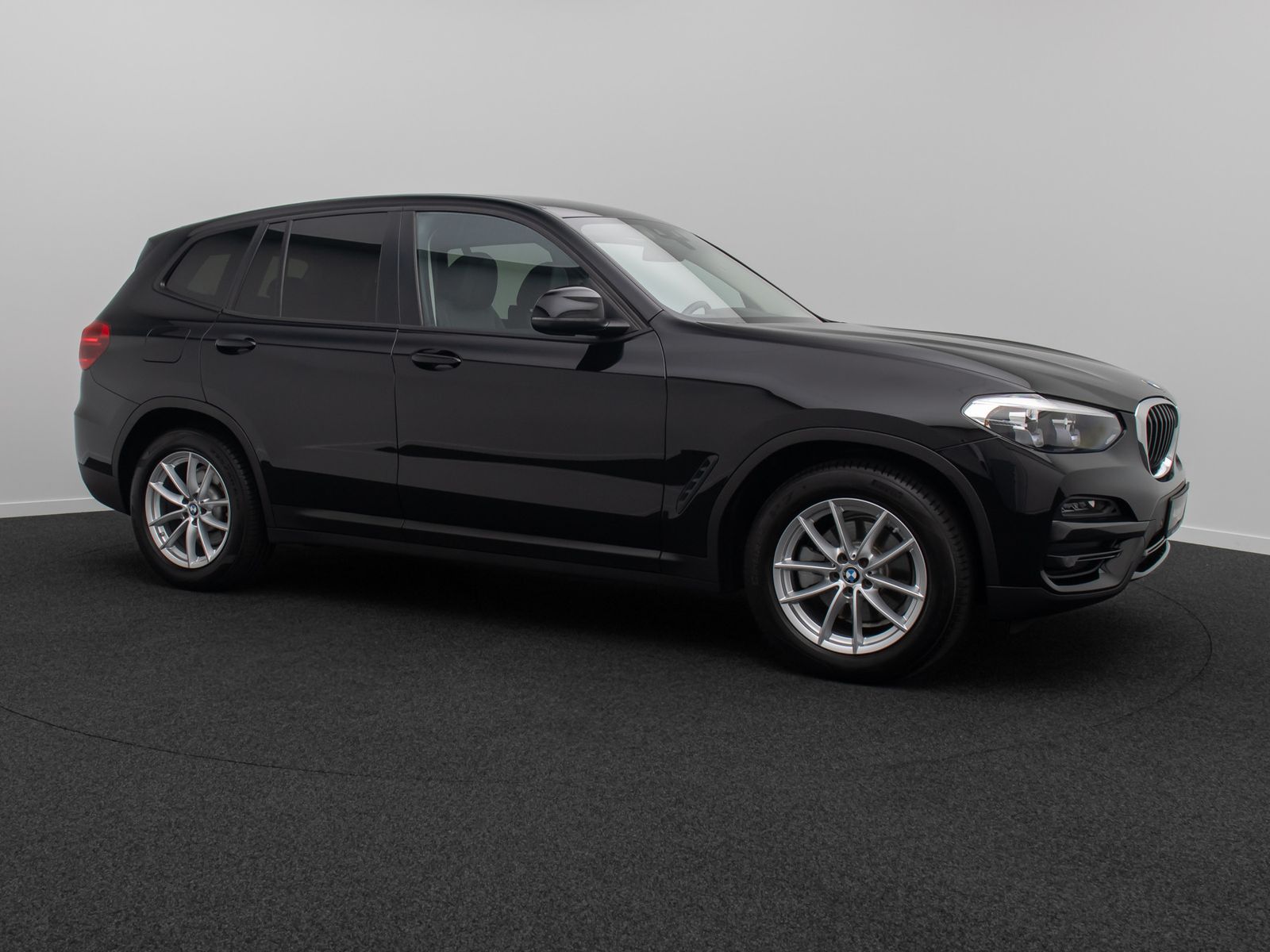 Fahrzeugabbildung BMW X3 xD20d DAB GeschwindigReg Leder Sport 18Zoll