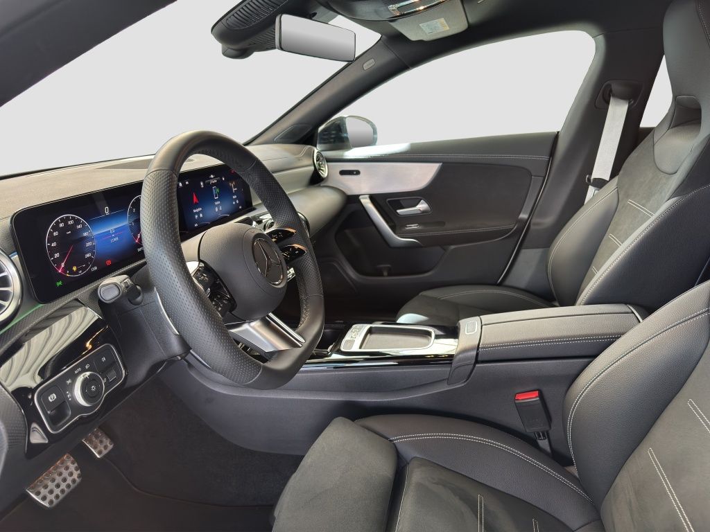 Fahrzeugabbildung Mercedes-Benz CLA 200 d Shooting Brake AMG*Night*AHK*PDC*RFK
