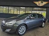 Opel Astra J Sports Tourer 1.7 CDTI 150 Jahre-Opel - Opel Astra: 150 Cdti