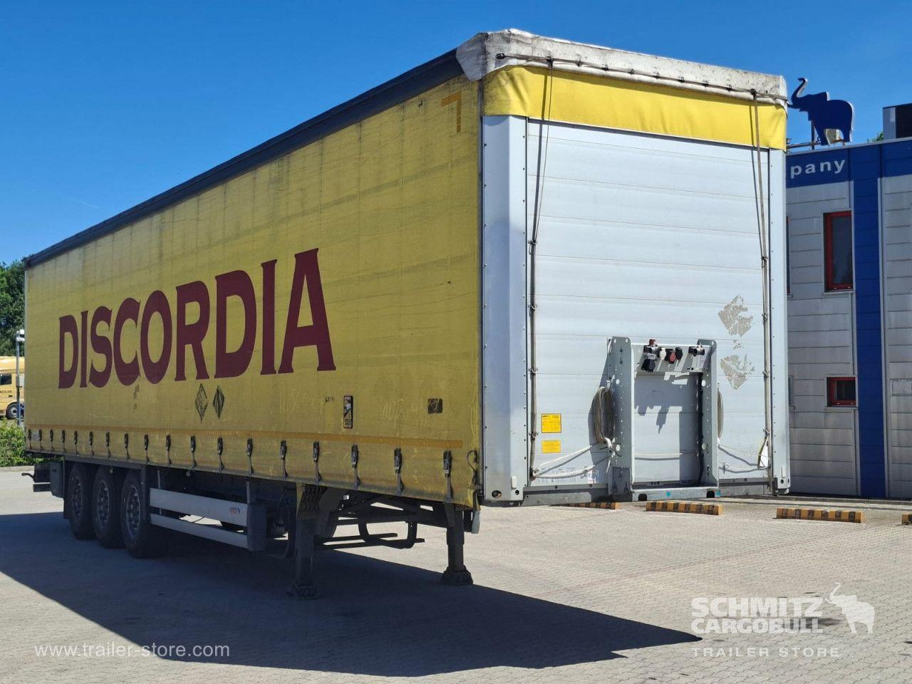 Schmitz Cargobull Curtainsider Standard