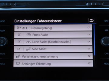 Volkswagen Tiguan - 5