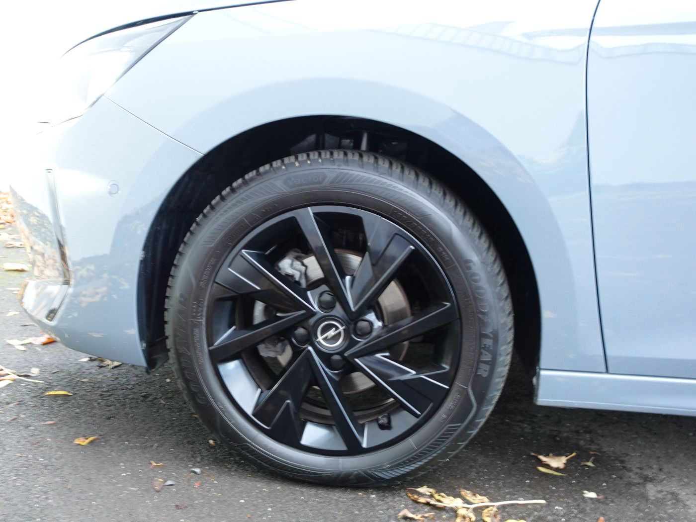 Fahrzeugabbildung Opel Corsa F 1.2 SHZ,PDC,Facelift,LM,SpurH
