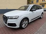 Audi Q7 3.0 TDI quattro S-LIne ( HUD / LEDER / AHK ) - Audi Q7 in Hagen