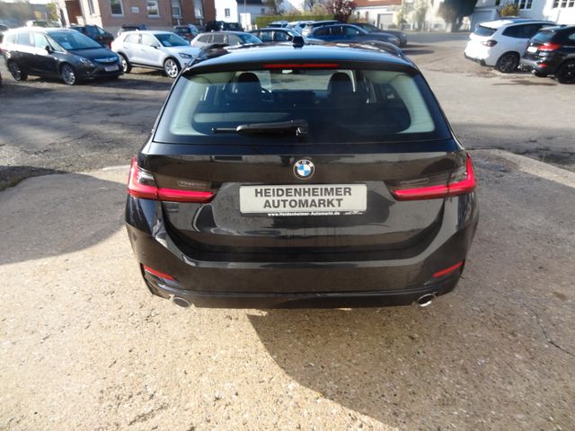 Fahrzeugabbildung BMW 318d/CurvedDisplay/1.Hd/LED/Leder/Navi/