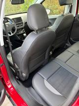 Peugeot 2008 Panoramadach, scheckheftgepflegt - Peugeot mit Diesel-Antrieb: Limousine, Schaltgetriebe