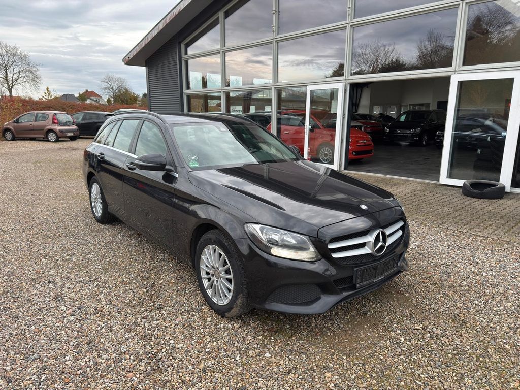 Angebot ansehen Mercedes-Benz C 220