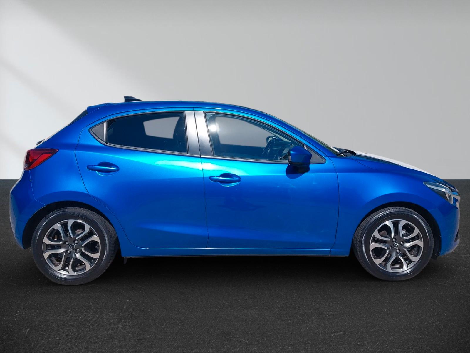 Mazda SPORTS-LINE SHZ PDC NAVI TEMPOMAT BLUETOOTH