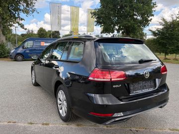 Volkswagen Golf - 4