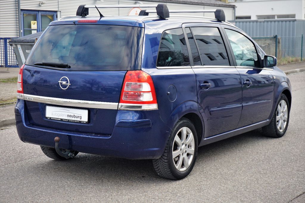 OPEL Zafira 5