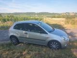 Ford Fiesta 1.4 16V Ghia  - Ford Fiesta aus 2003: Ghia
