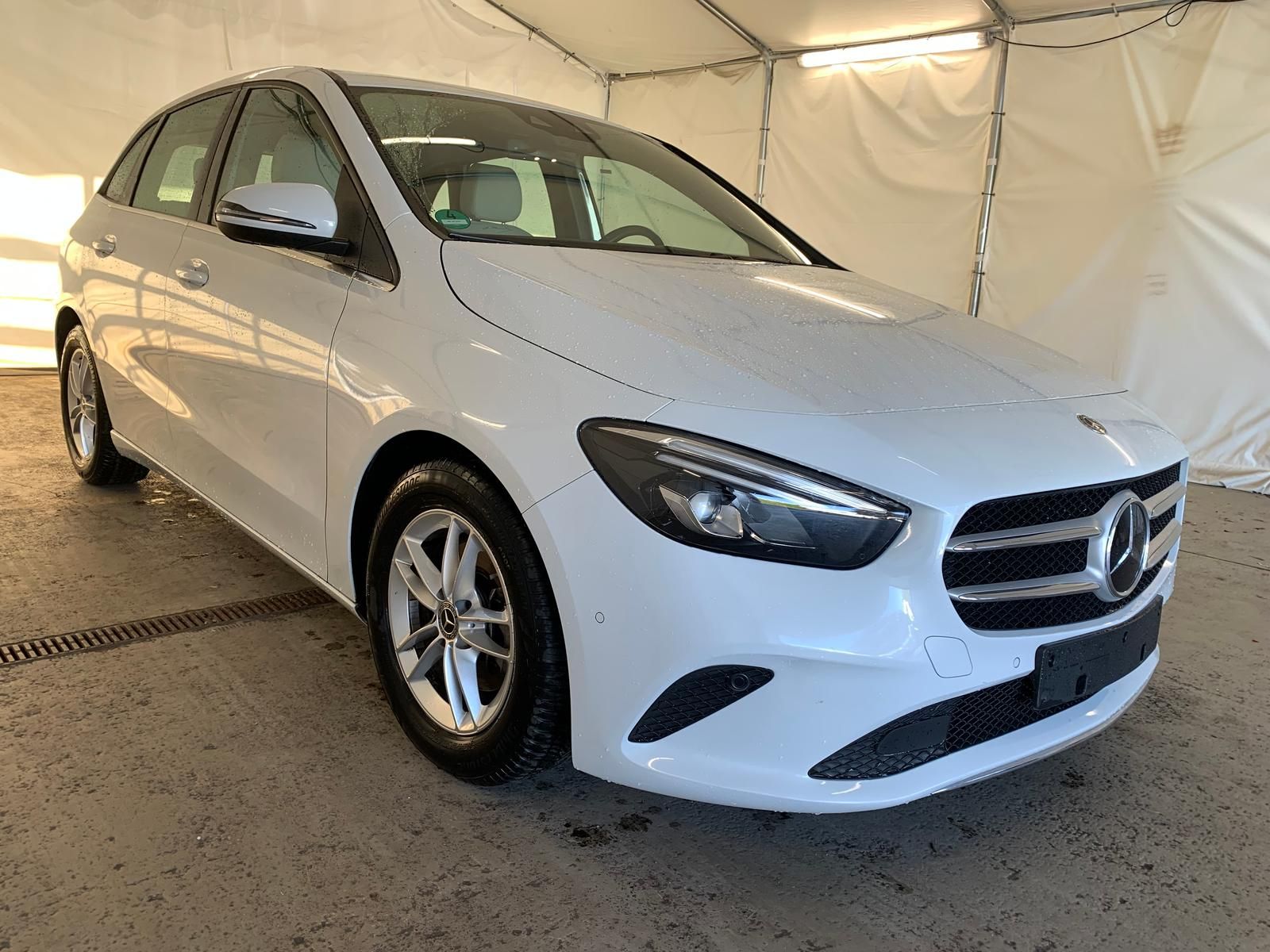 Mercedes-Benz B 200 d Style DISTRONIC/WIDESCREEN/KAMERA/HP-LED imagem 2