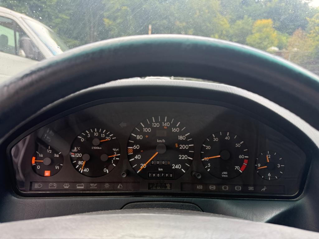 Mercedes-Benz SL 300