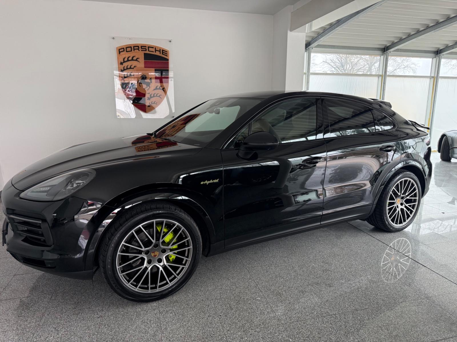 Porsche Cayenne Coupe E-Hyb - 21 Zoll -Luft-Panorama