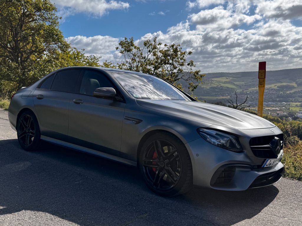 Image of Mercedes-Benz E 63 AMG