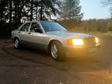 Mercedes-Benz 190E 1.8 (W201) - Mercedes-Benz 190: 190e W201