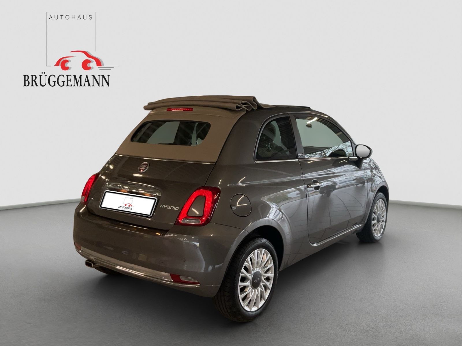 Fahrzeugabbildung Fiat 500C DolceVita 8-fach bereift