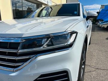Volkswagen Touareg - 6