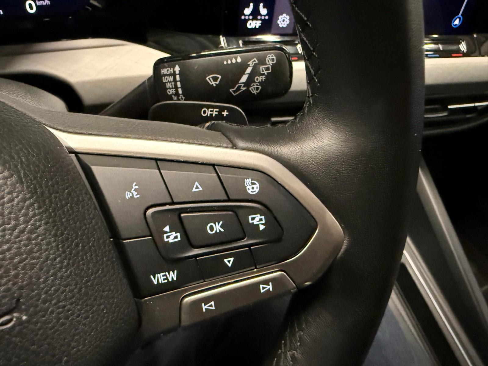 Volkswagen Golf VIII Alltrack 4Motion*PANORAMA*Standhzg*AHK, миниатюра 29