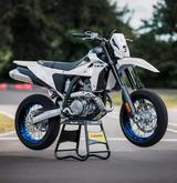 Suzuki DR-Z 4 SM TOP, INKL. 1. INSPEKTION - SUPER MOTO VON 251 BIS 500 CCM