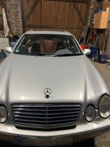 Mercedes-Benz Mercedes CLK 320 W 208 - Mercedes-Benz CLK 320 mit LPG-Antrieb