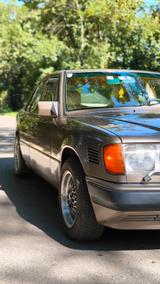 Mercedes-Benz 250 TD Oldtimer  - gebrauchte Mercedes-Benz 250 aus dem Jahr 1990