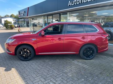 Mitsubishi Plug-in Hybrid Outlander - 5
