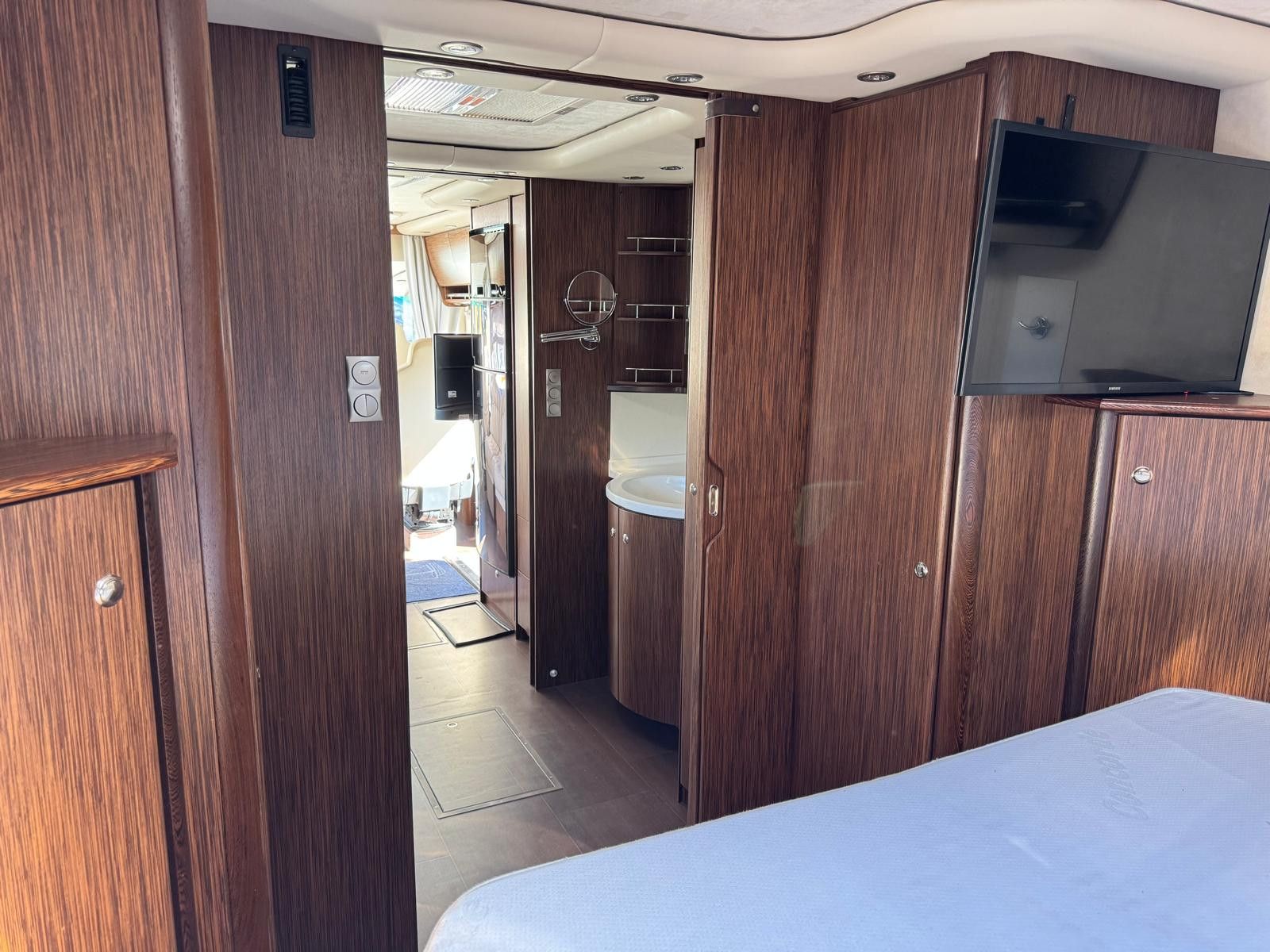 Fahrzeugabbildung Concorde Liner 990 MS Barversion