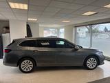 Volkswagen Passat Variant 2.0 TDI  142 kW DSG 4M Elegan. - Volkswagen Passat Variant Gebrauchtwagen