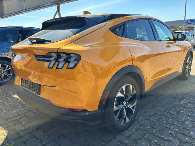 Ford Mustang Mach-E Basis Bang & Olufsen