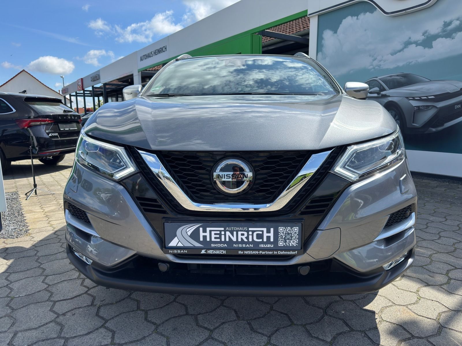 Fahrzeugabbildung Nissan Qashqai Tekna + 159PS 6-Gang