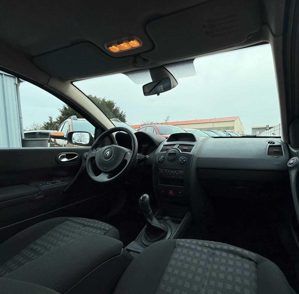 Renault Megane 2007 — photo 11