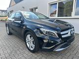 Mercedes-Benz GLA 200/BI-XENON/AHK/AUTOMATIK/SHZ - Mercedes-Benz GLA-Klasse in Bielefeld