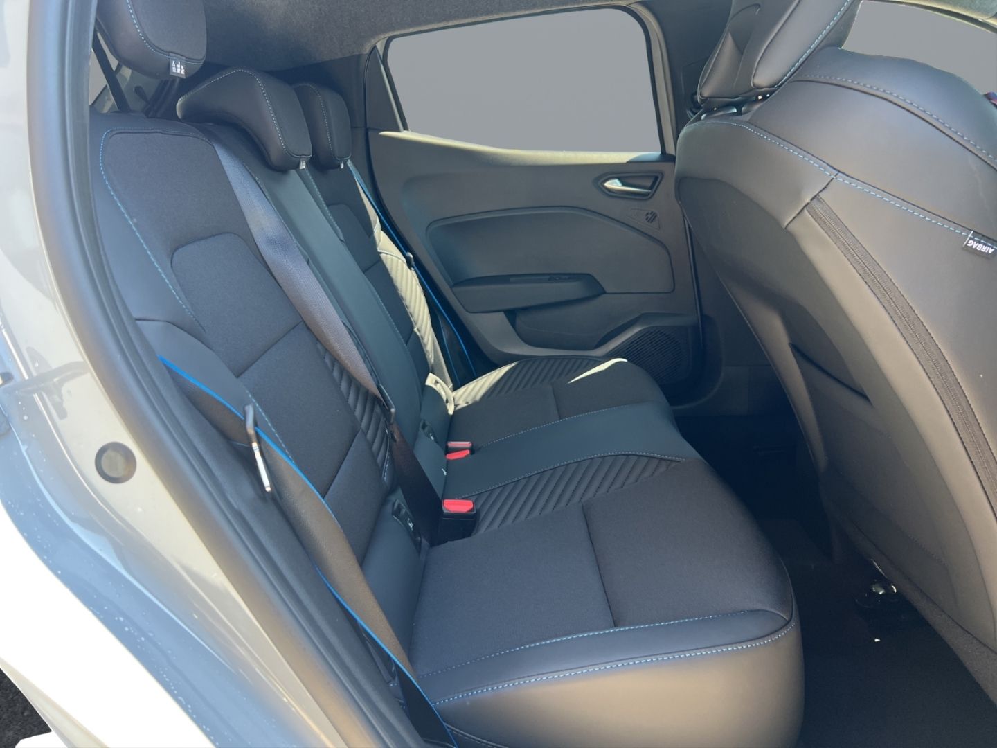 Fahrzeugabbildung Renault Clio V Esprit Alpine 1.0 TCe 90 EU6e Navi Digita