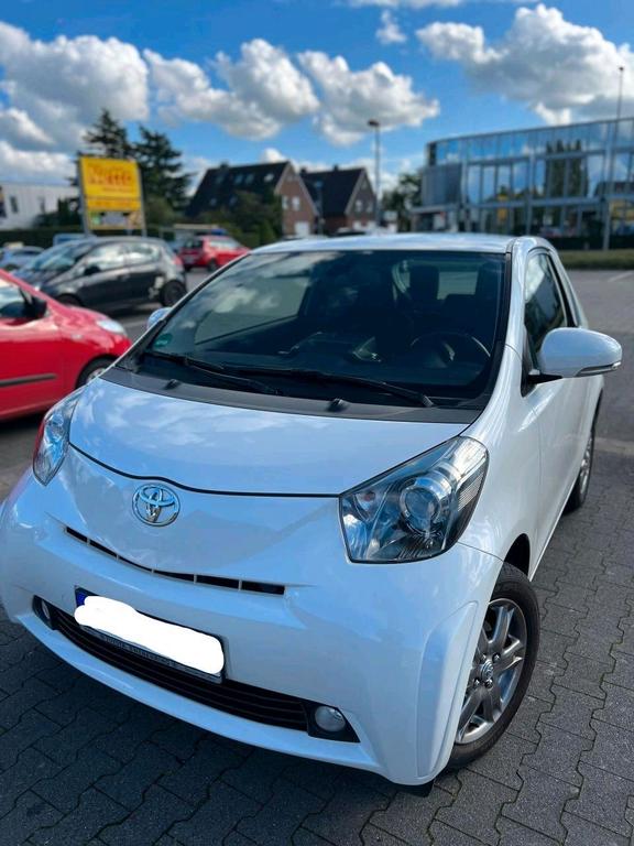 Toyota IQ