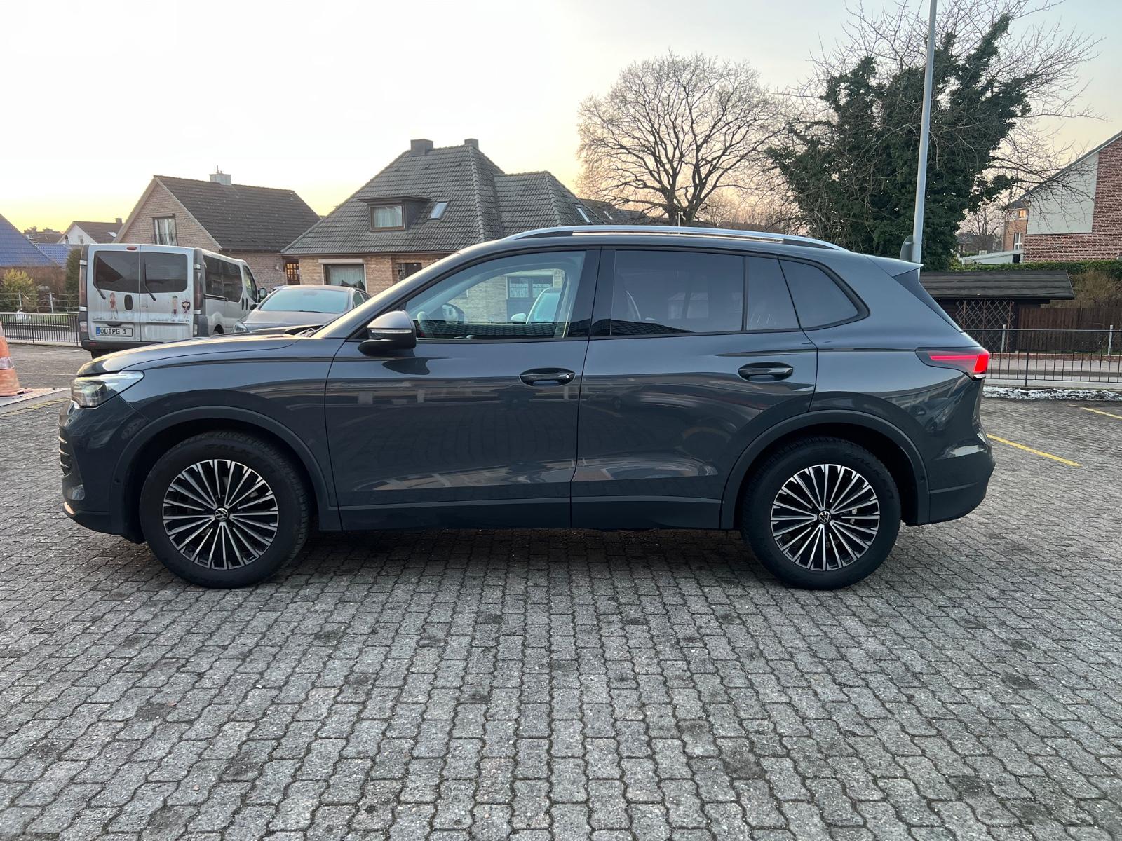Volkswagen Tiguan 1.5 Life ACC Allwetter 18" Kamera CarPlay