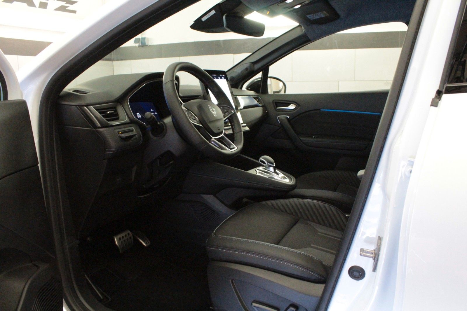 Fahrzeugabbildung Renault Symbioz Esprit Alpine -Tech Full Hybrid *Winterp