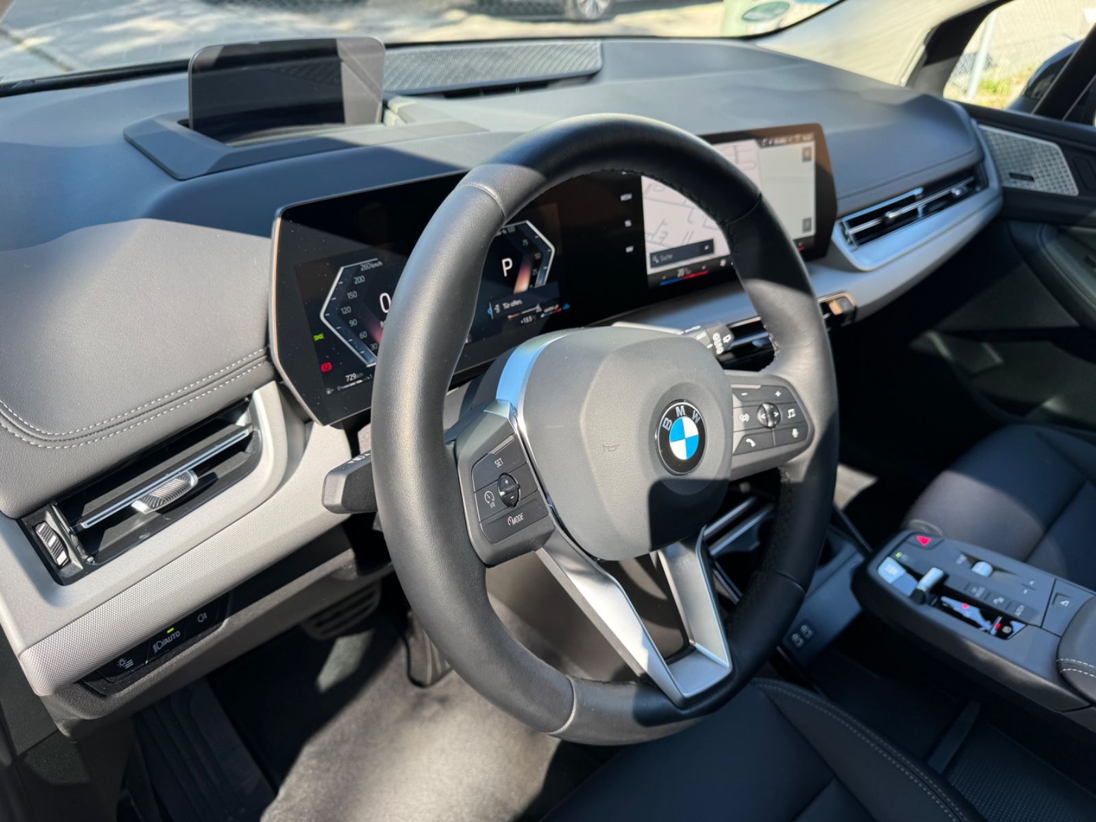 BMW 218d AT Con.Prof. LEDER Driv-Ass LED Key Kam H&K foto 15