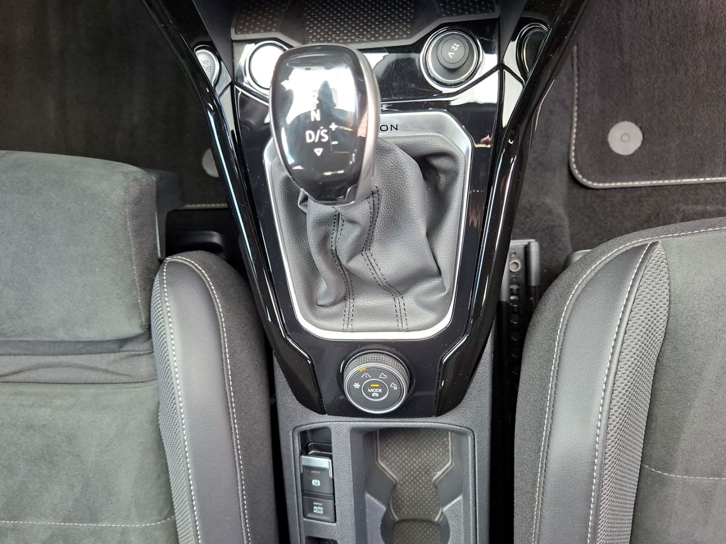 T-Roc 2.0 TSI 4Motion R-Line *AHK*KAMERA*